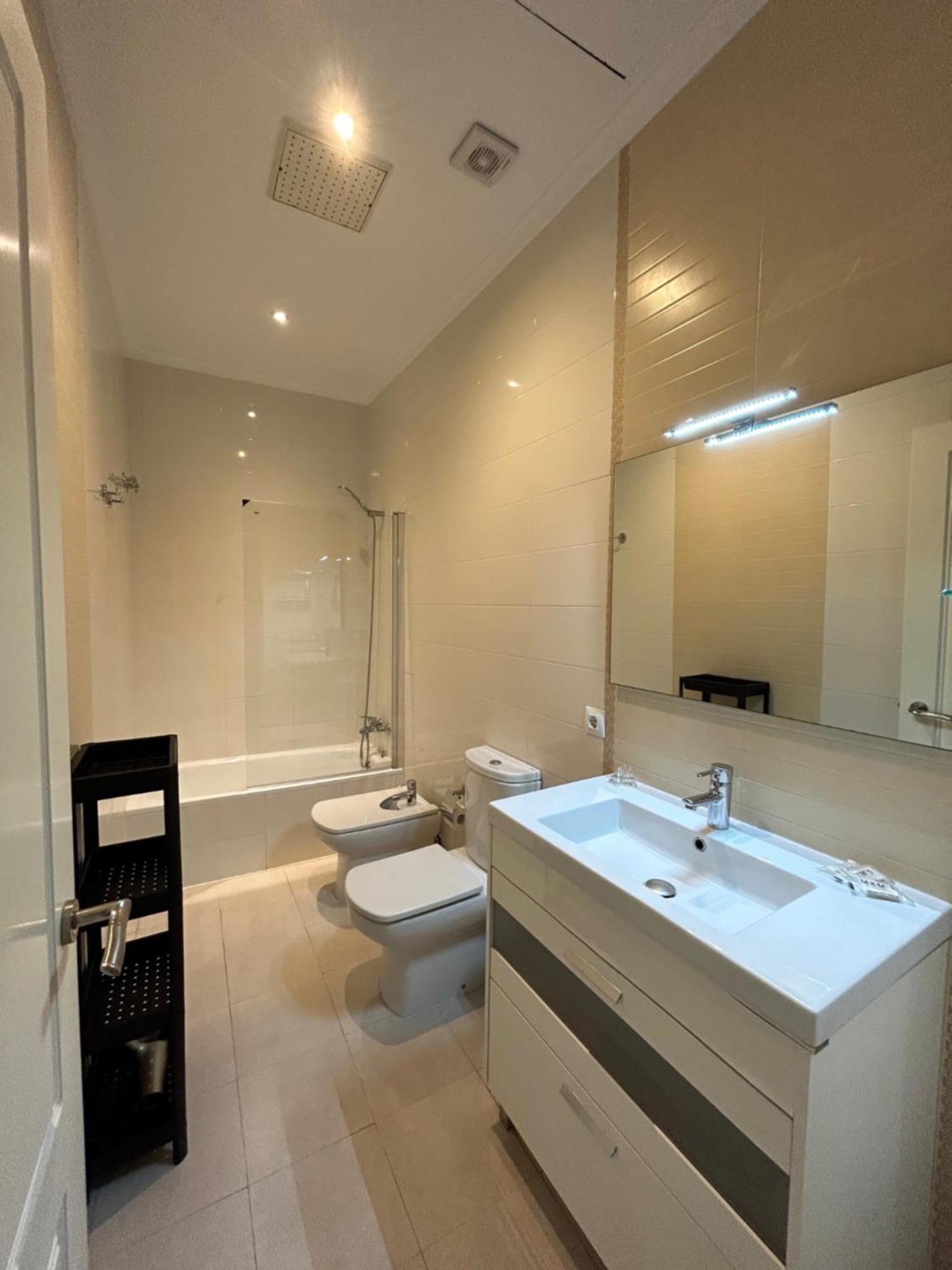 Olavide Premium Apartments เซบีญา ภายนอก รูปภาพ